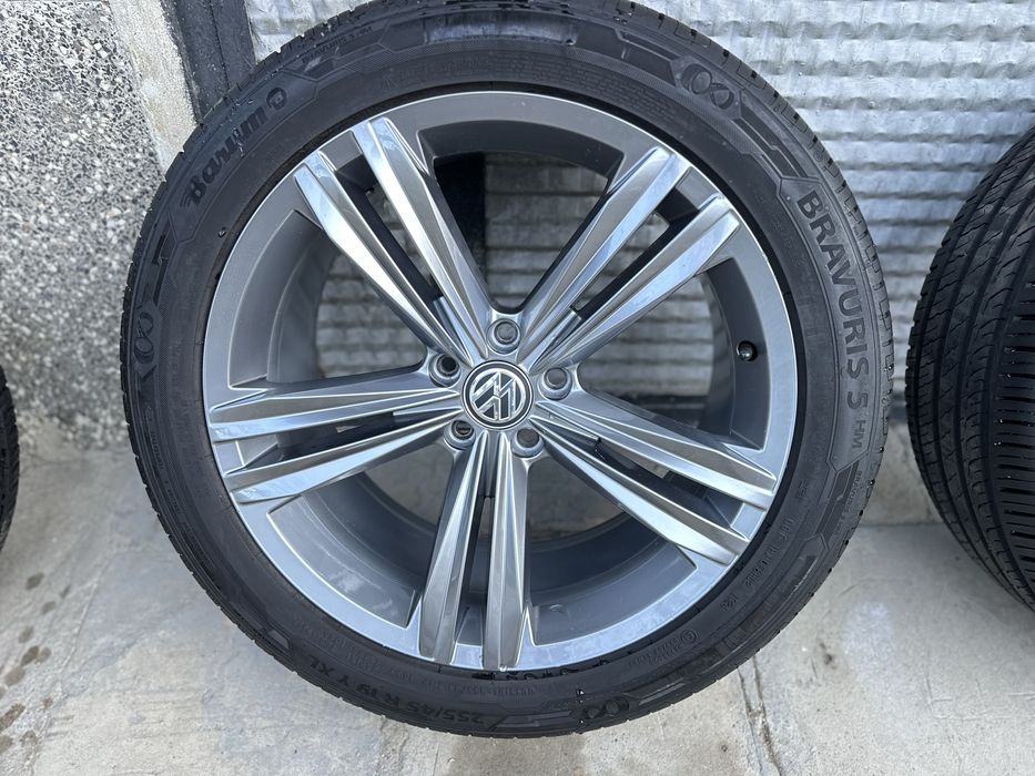 Джанти алуминеви със гуми за WV  TIGUAN  R LAINE