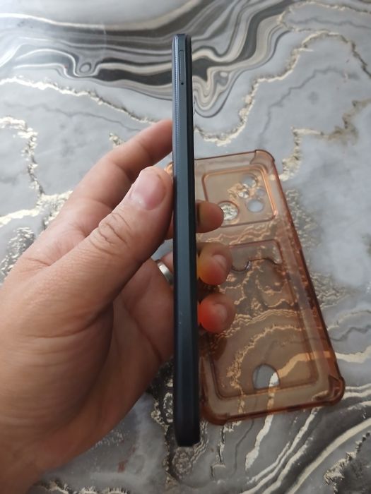 Redmi 12c sotiladi