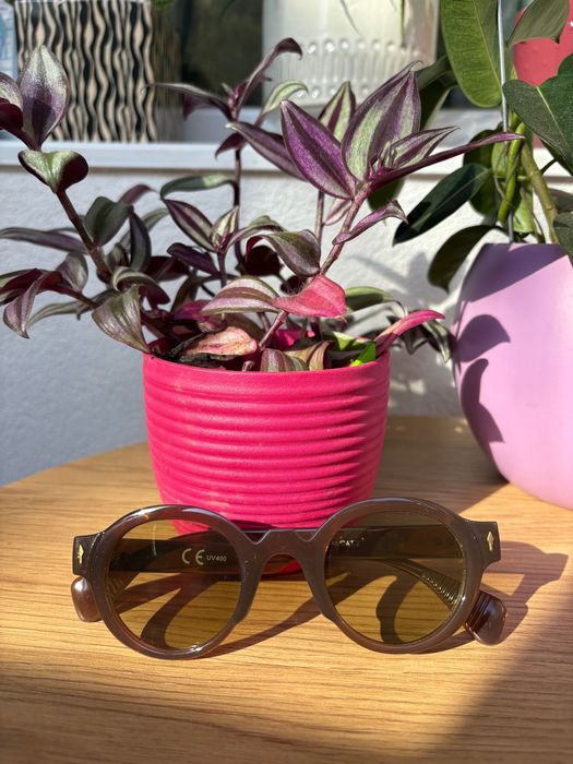 Стилни и модерни слънчеви очила унисекс