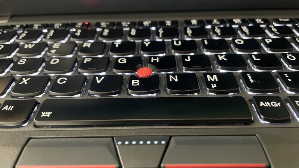 Lenovo ThinkPad X270 – i5, 8GB RAM, SSD, IPS – 400 лв