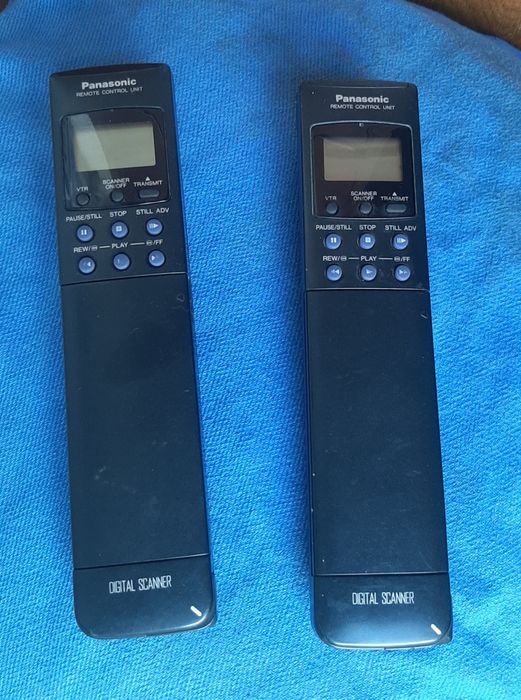Vând telecomandă originală panasonic videorecorder telecomenzi