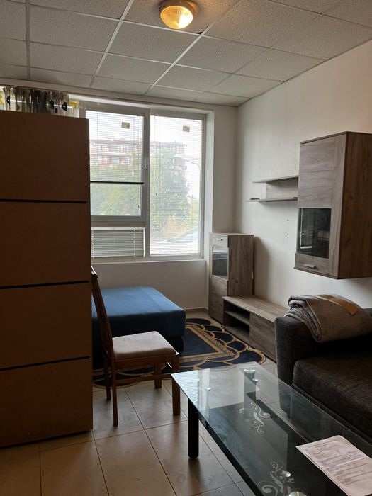 Дава се под наем Едностаен апартамент в София, Модерно предградие - 30 кв.м за 375 € - Снимка #1