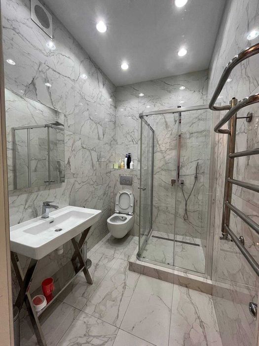 ЖК Нрг Ойбек! Сдается шикарная квартира 3-х ком