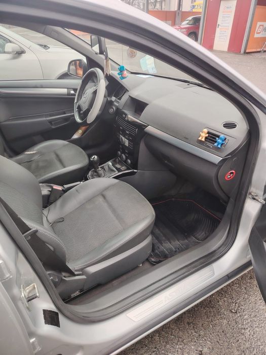 Opel Astra H 1.9 dizel 120 HP 2010