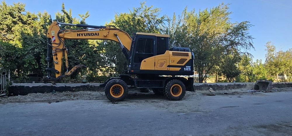 doosan 210 w 2017 yil hundai 145 w 2017 yil