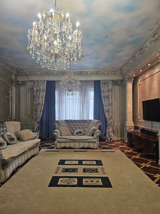 Продам 6-ти ком. ЖК "Арман Вилла"