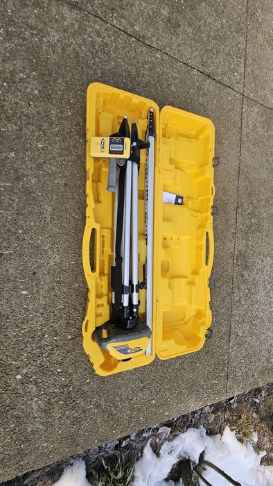 Laser rotativ  nou spectra LL100