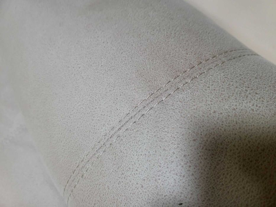 Кремав диван двойка от плат