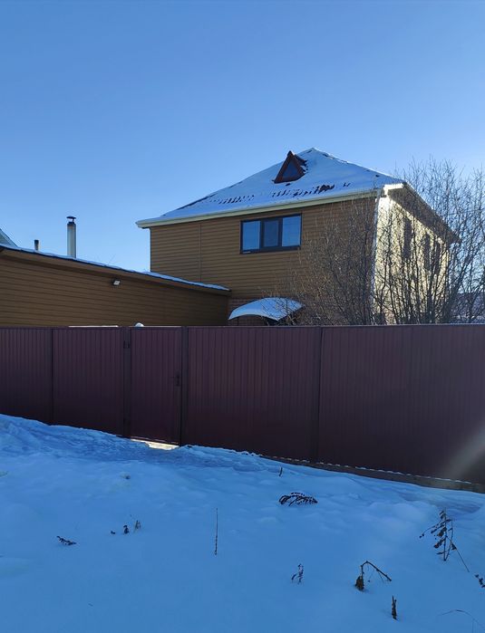 Продам коттедж в центре города