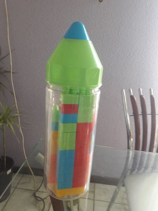 Метални колички,играчки и конструктор