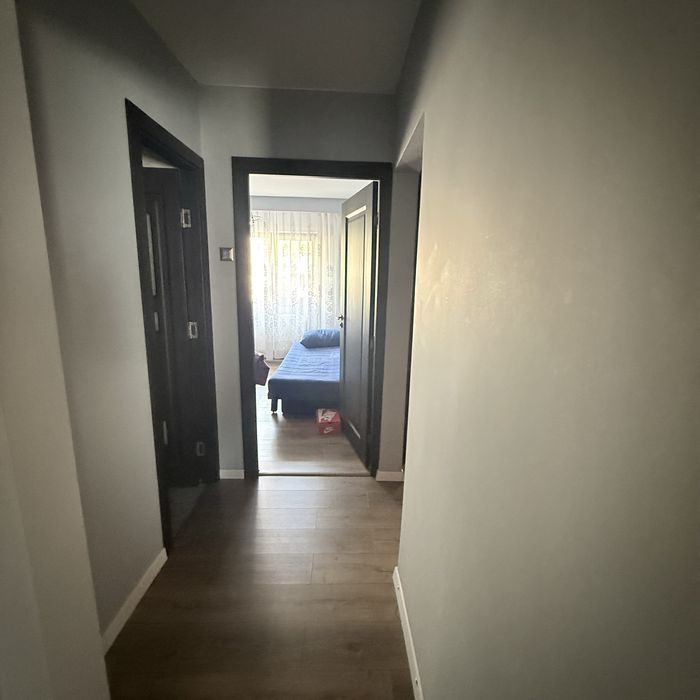 Apartament centru 3 camere — fotografia 3