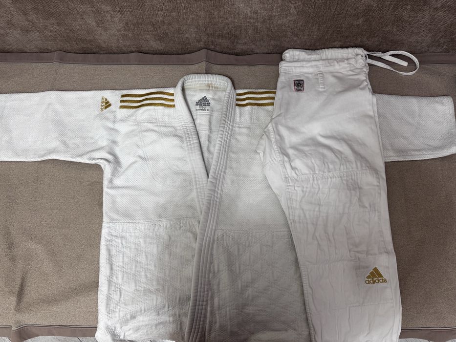 Кимоно Adidas размер-170