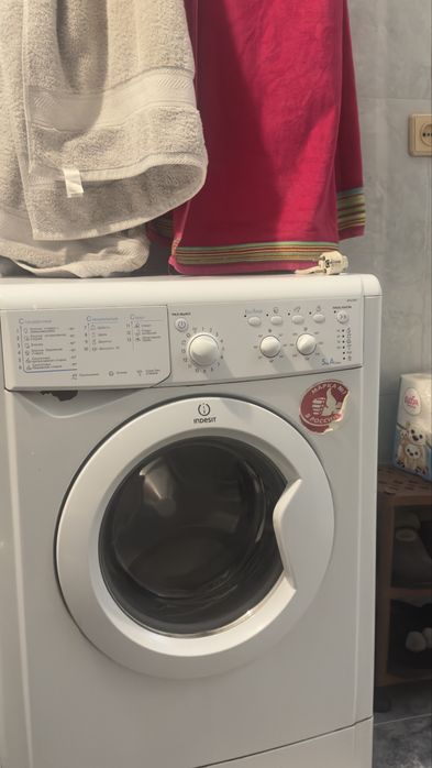 Стиральная машина indesit