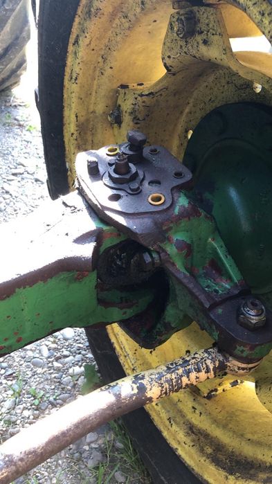 Punte axa John deere 3040 2140/1640 2040 APL1552 APL1351