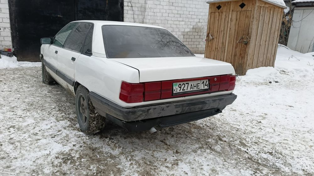 Ауди 100 квадро 2.3