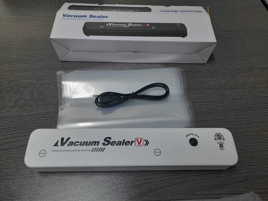 ЧИСТО НОВИ Вакуум машина, компактен уред за вакуумиране