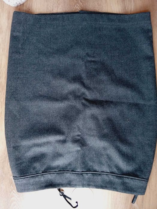 Ted Baker 98% wool пола