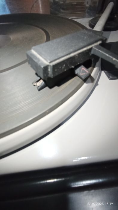 Проигрыватель б/у