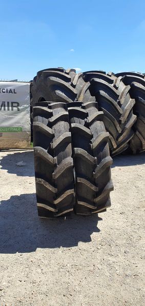 cauciucuri noi de tractoare japoneze 13.6-26 Roadmile 10Ply AGM2