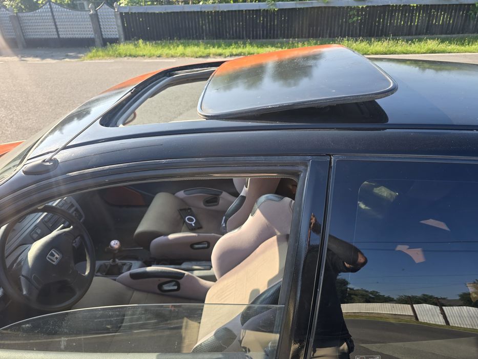 Vand sau schimb Honda Civic 1.3benzina doar cu E90