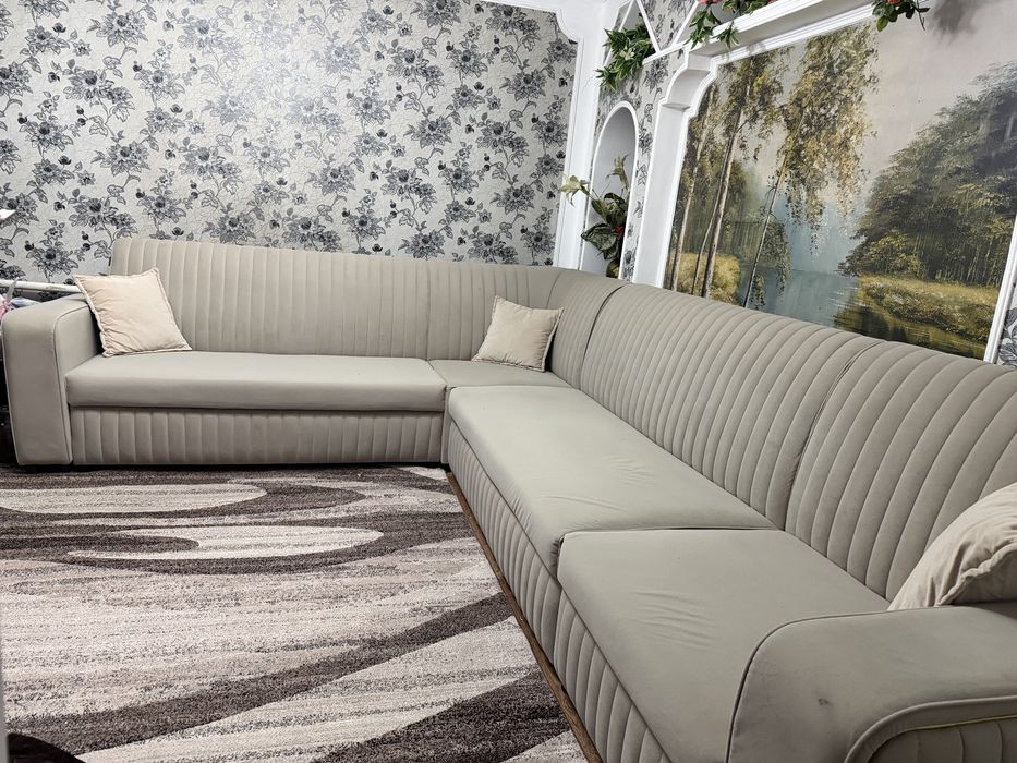 Диван/мягкая мебель