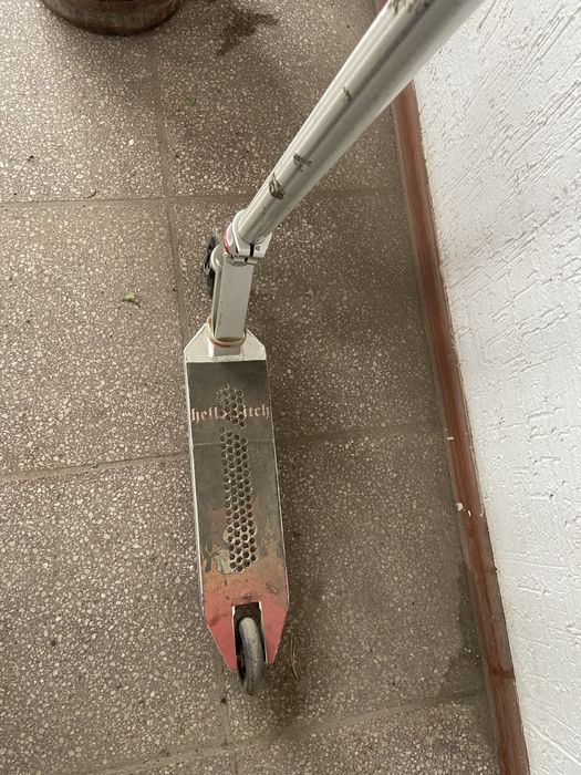 Трюковой парковый самокат