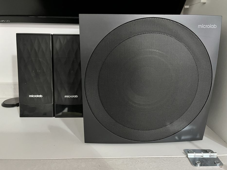 Sistem audio 2.1 MicroLab
