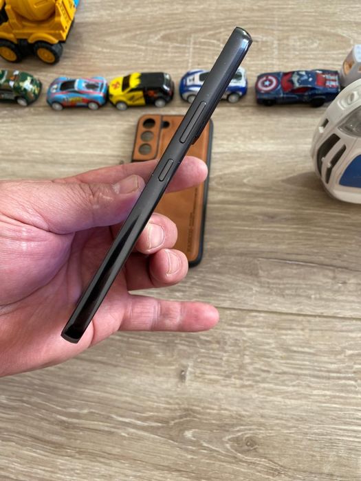 Продам Samsung S22 интернет 5G