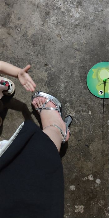 Продам туфли новые