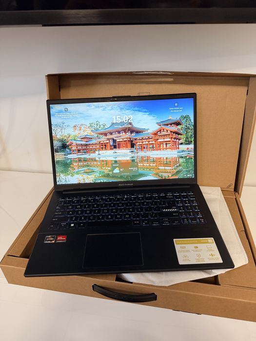 Laptop Asus vivobook go 15 - Ryzen 5 16gb ram ssd 512. Garantie