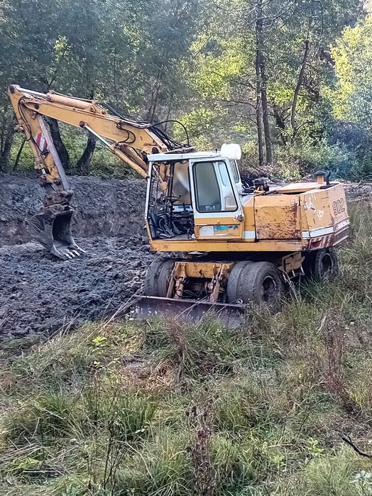 Excavator liebherr
