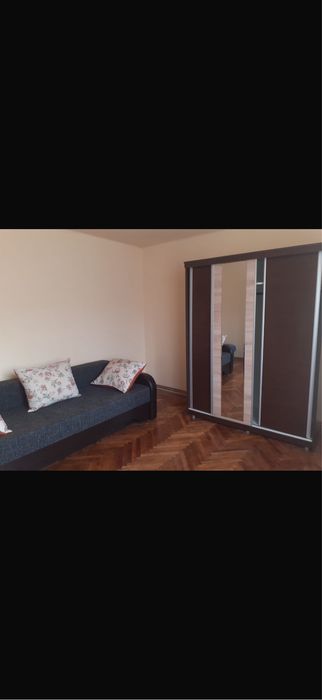 Garsoniera de inchiriat