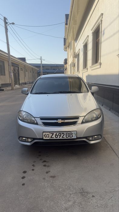 Chevrolet gentra 2014