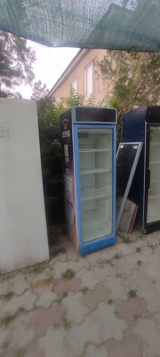 Холодильники стеклянные под напитков