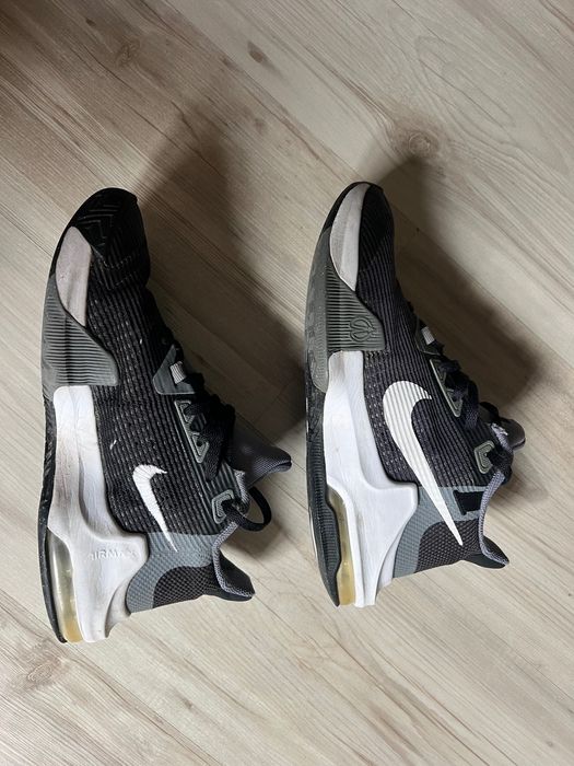 Маратонки Nike 39 номер