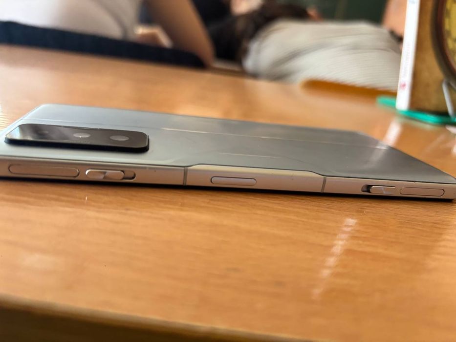 Poco f4 gt игрвой