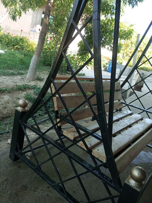 Сапалы бақша качелясы