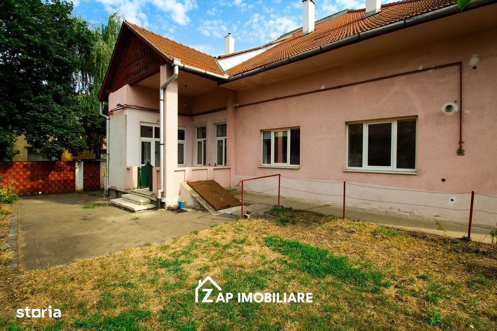 Casa individuala - 140 mp - 5 camere - Central - Str Avram Iancu