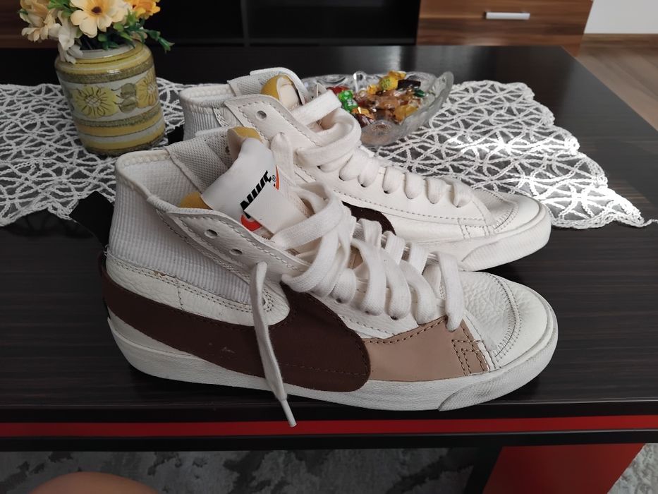 Оргинални кецове Nike Blazer Mid 77