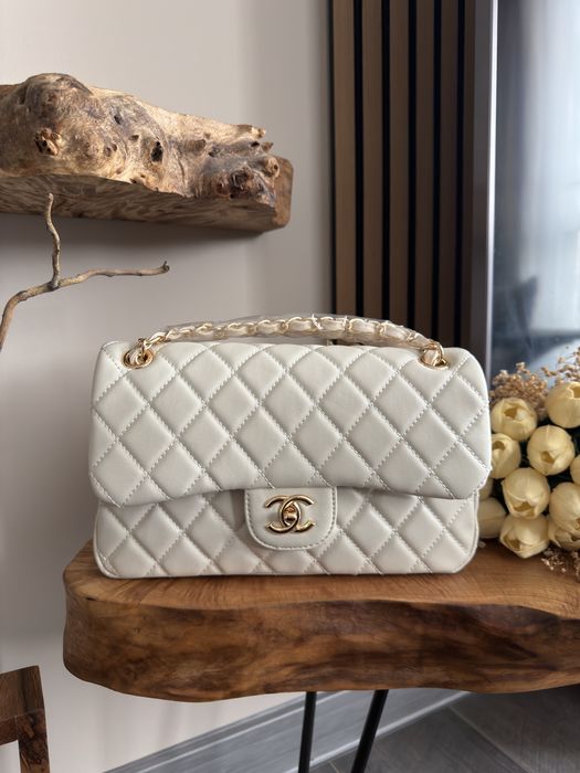 Чанта Chanel - среден размер