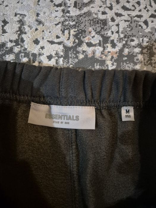 Pantaloni scurți Essentials
