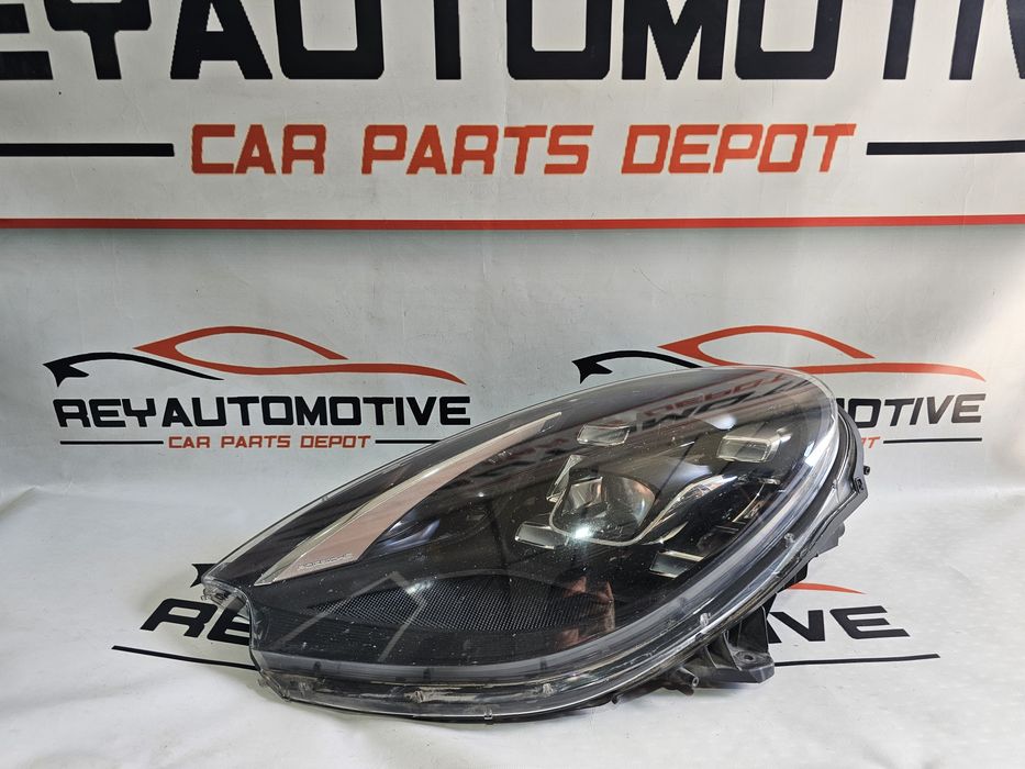 Far stanga led Porsche Macan dupa 2014 cod 95B941005F