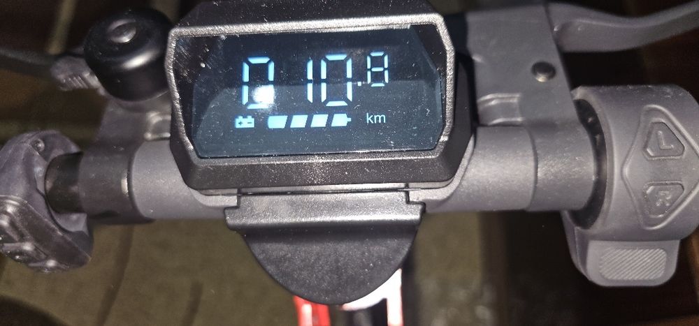 Продам новый самокат