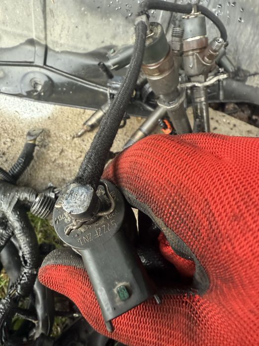 Дюзи за Volvo D5 2.4 дизел 2008 г