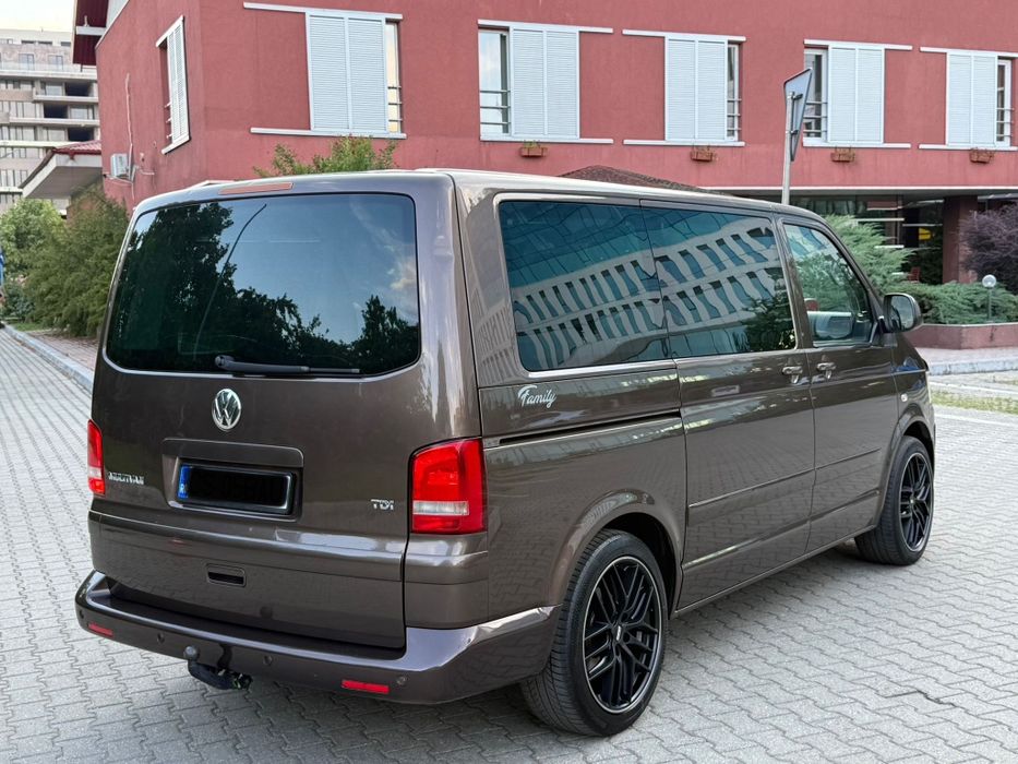 VOLKSWAGEN Multivan 2011 — imagine 5