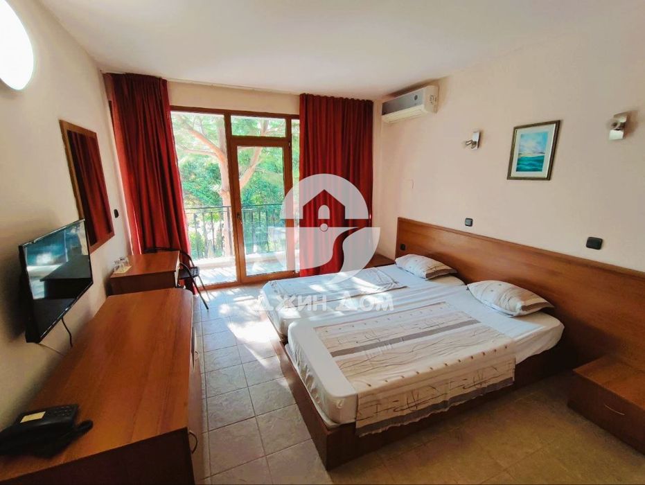 Продава се Хотел в к.к. Слънчев бряг - 200 кв.м за 1550 €/кв.м - Снимка #5