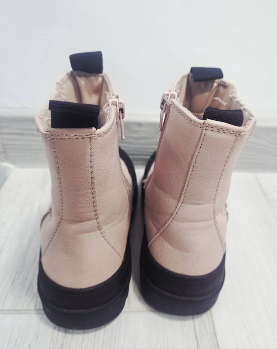 Розови детски боти