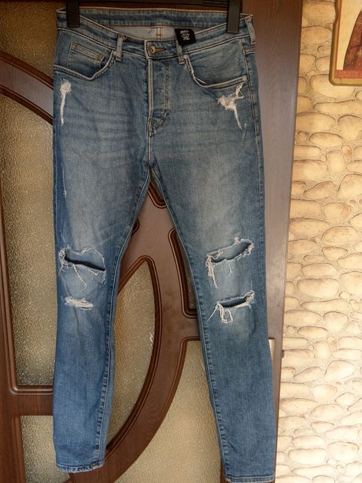 Lot blugi si tricouri