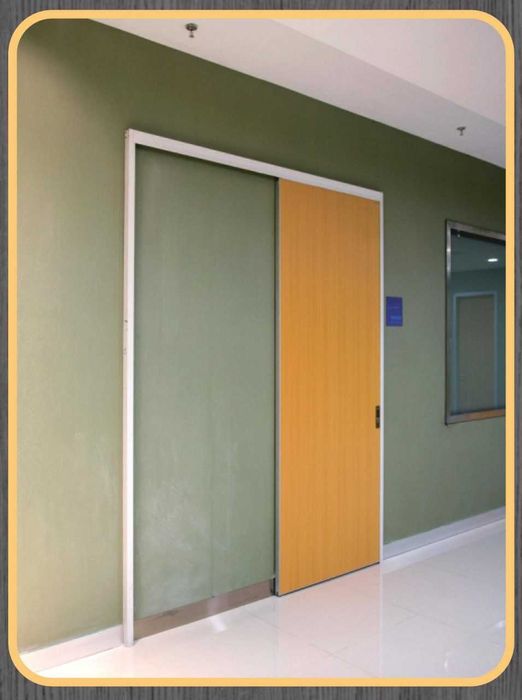 Медицинские двери