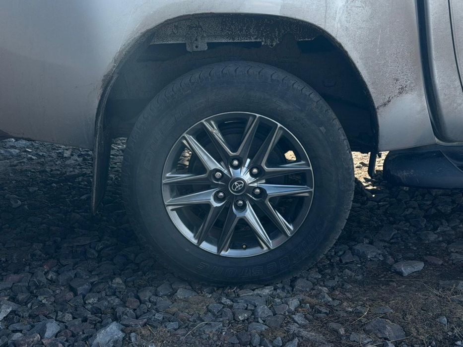 Диски R18 (состояние отличное)